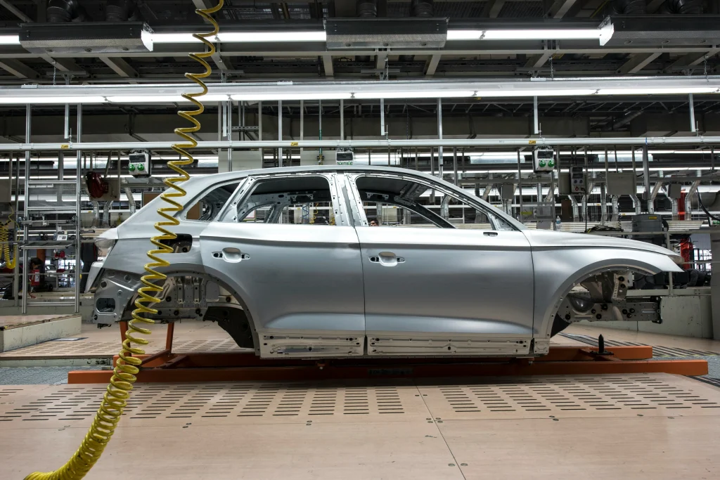 自動車用品製造業のシステム改善事例